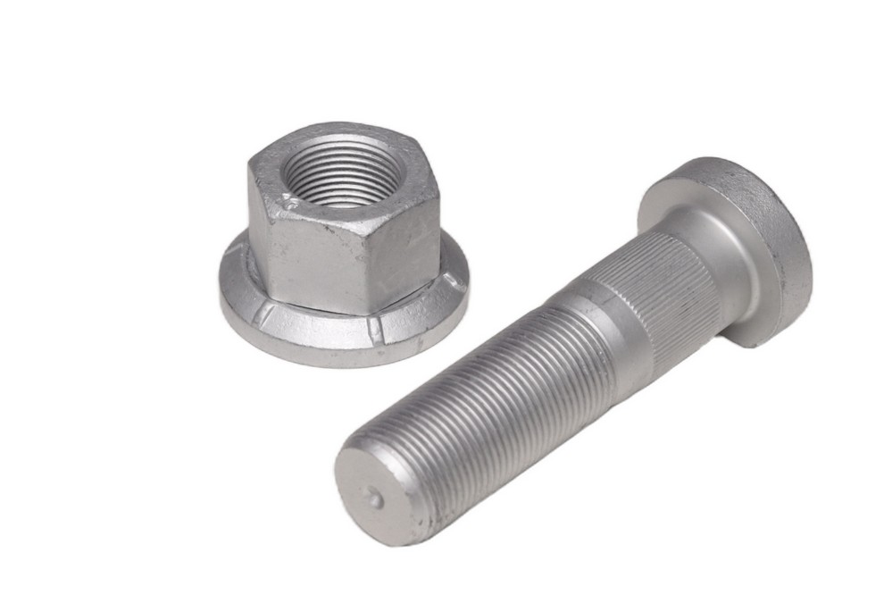 Шпилька колісна М22x1,5x85,5 з гайкою М22x1,5x27 SW32 SAF