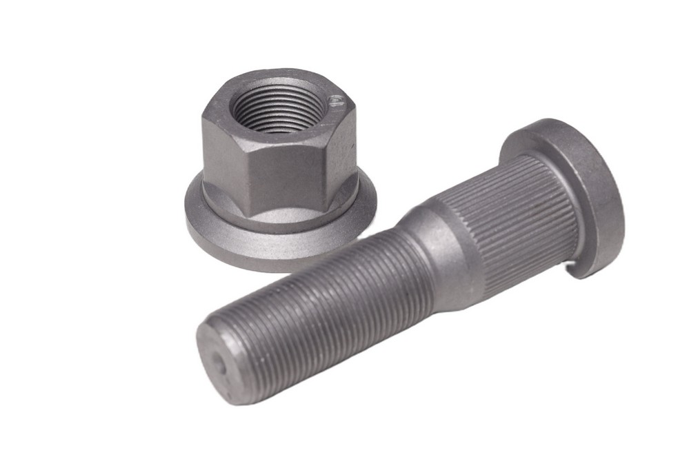 Шпилька колісна М22x1,5x89 з гайкою М22x1,5x31 SW32 FRUEHAF