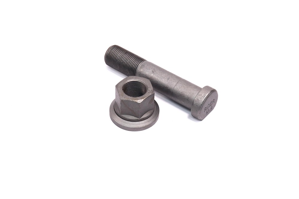 Шпилька колеса (з гайкою) М22x1,5x105, 5x38 SW32 MAN, MERCEDES-BENZ